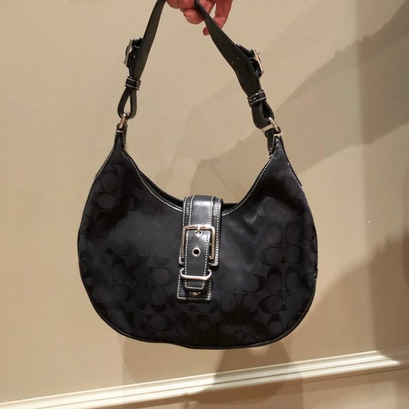 Coach Black Signature Shoulder Bag - Picture 2 of 2